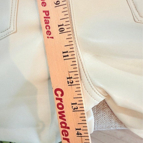GOOD AMERICAN Better Than Leather Good Icon Pants Bone Cream Size 8 Faux - Picture 6 of 16
